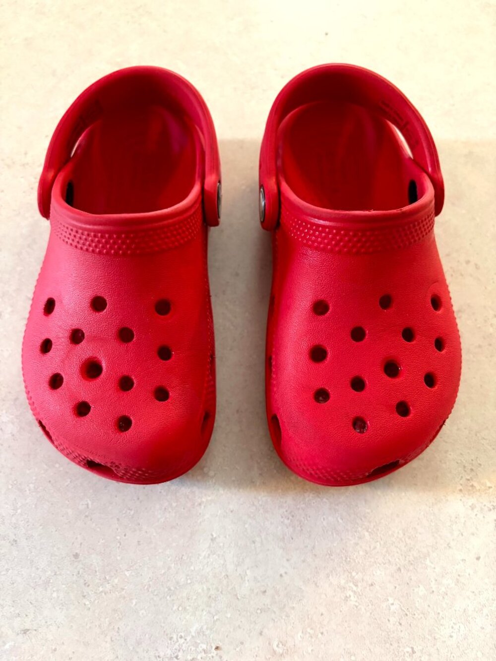 Crocs Classic Kids Toddler Red Shoes Clogs SIZE C 10